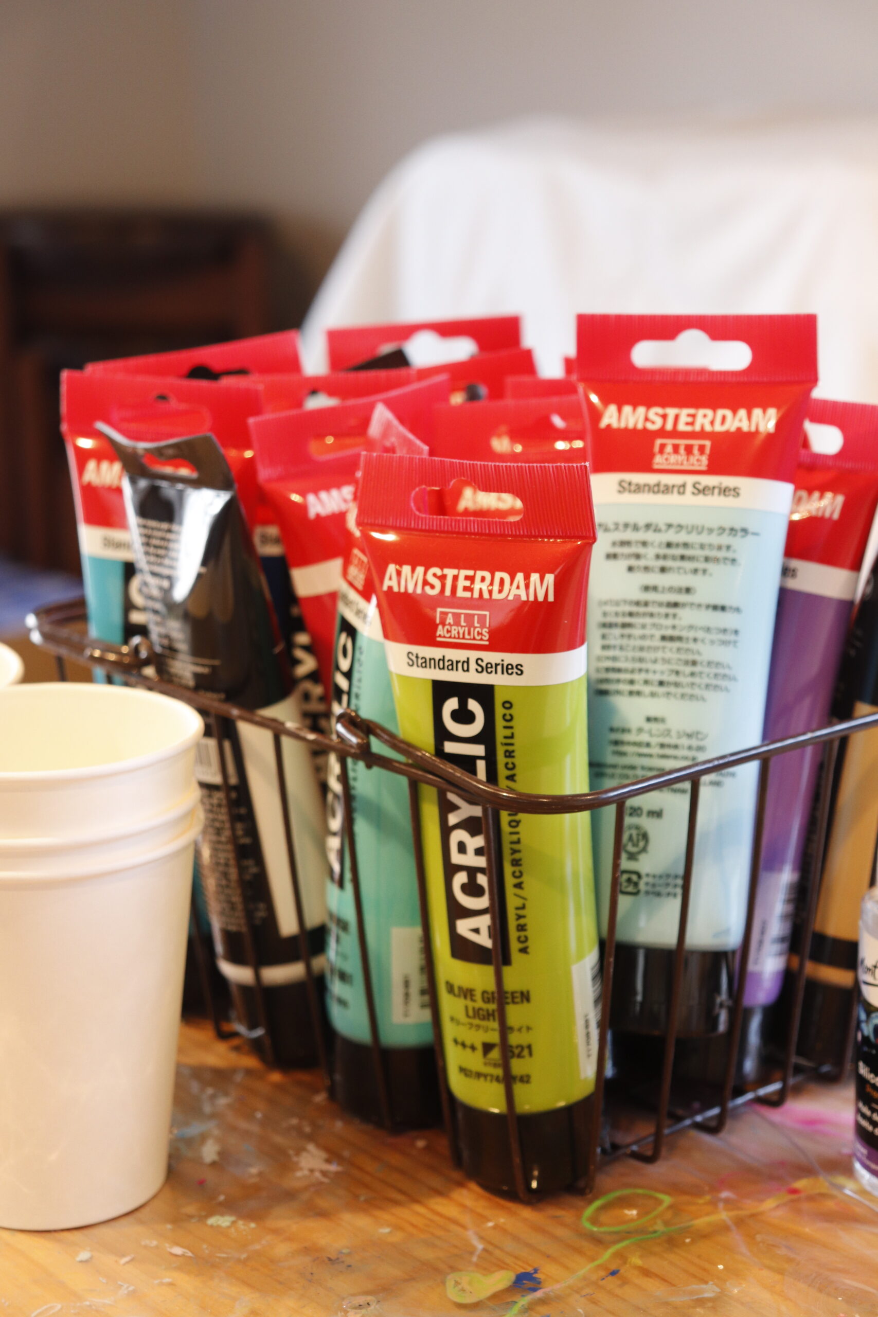 気軽に楽しむ！抽象画１日体験レッスンのポイント1