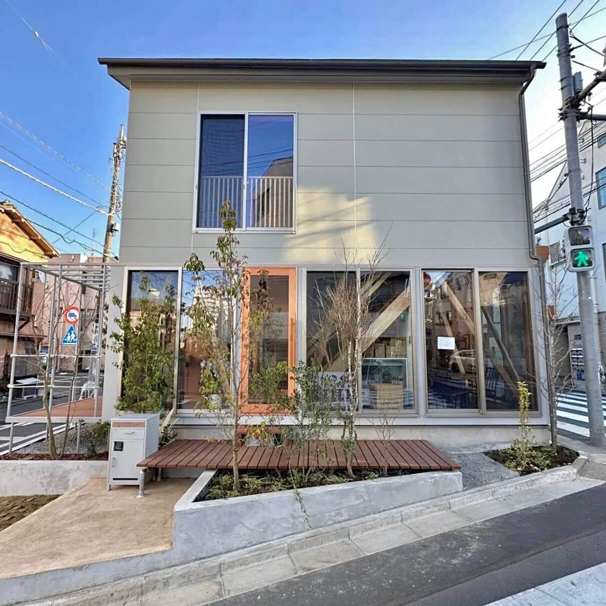 ウチマナベ絵画教室の外観