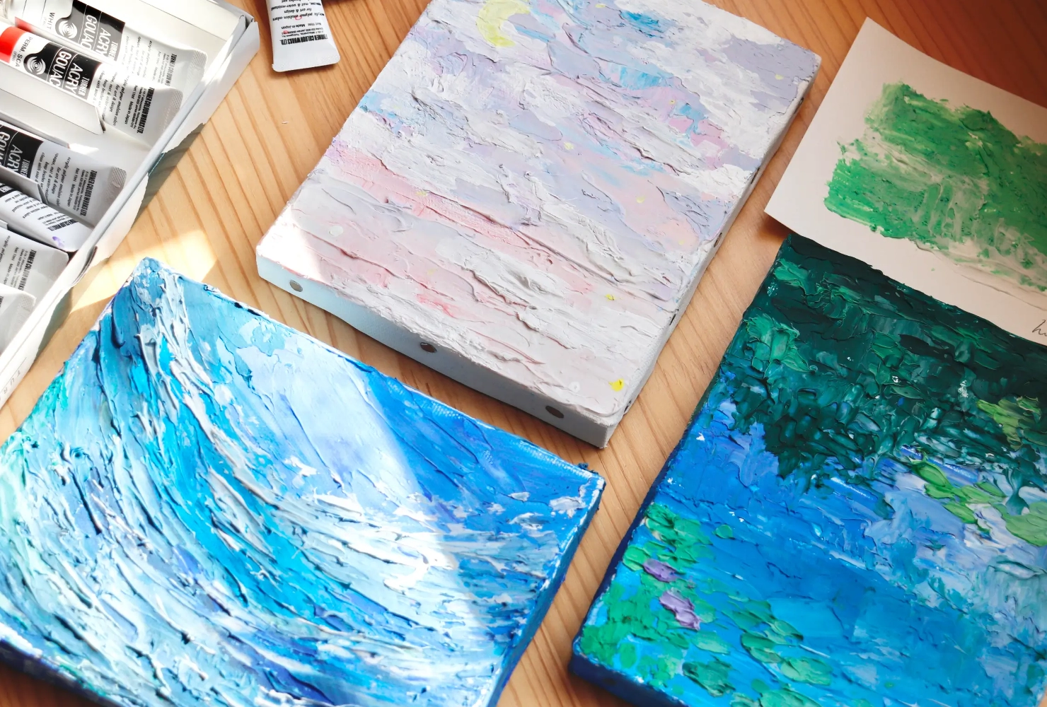 気軽に楽しむ！抽象画１日体験レッスンのポイント2